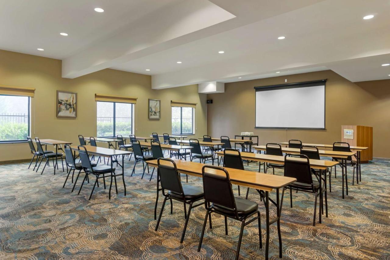 Best Western Plus Lacey Inn & Suites Eksteriør billede